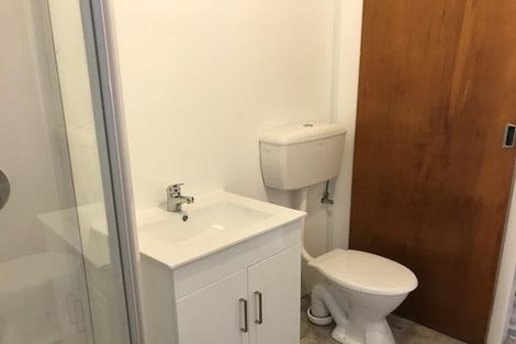 Photo of property in 11 Aranoni Street, Island Bay, Wellington, 6023