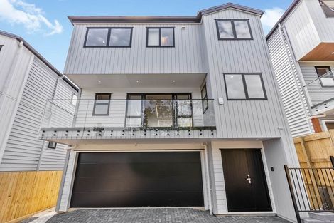 Photo of property in 116c Oaktree Avenue, Browns Bay, Auckland, 0630