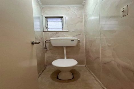 Photo of property in 36 Riverhills Avenue, Pakuranga Heights, Auckland, 2010