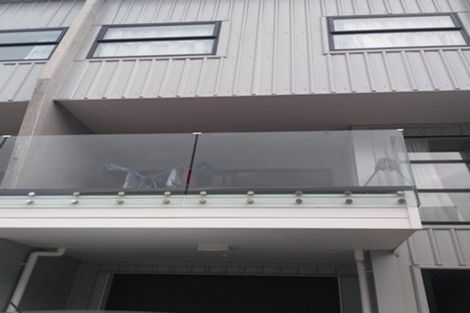 Photo of property in 3/5 Perekia Street, Albany, Auckland, 0632