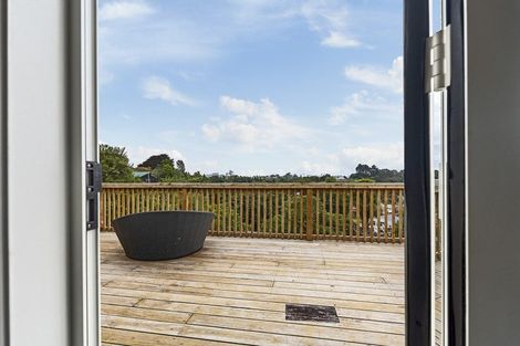 Photo of property in 56 Brois Street, Frankleigh Park, New Plymouth, 4310