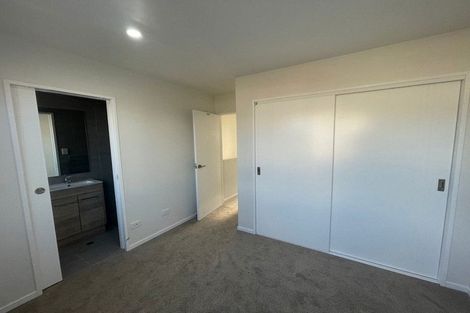 Photo of property in 15a Crestview Rise, Papakura, 2110