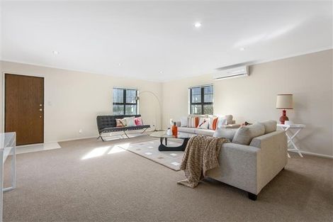 Photo of property in 84 Tiriwa Drive, Massey, Auckland, 0614