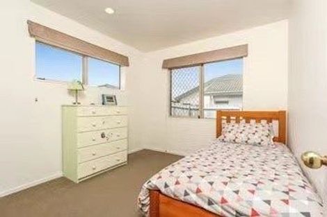 Photo of property in 17 Jelicich Court, Henderson, Auckland, 0612