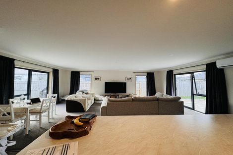 Photo of property in 26 Monarch Drive, Ashhurst, 4810