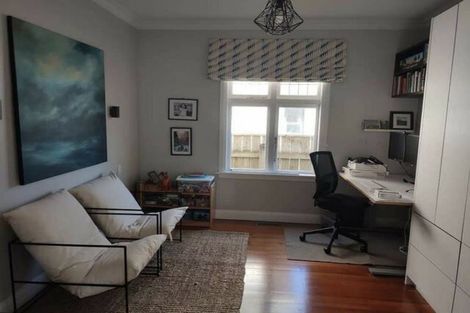 Photo of property in 62 Clyde Street, Island Bay, Wellington, 6023