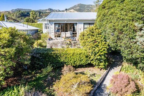 Photo of property in 19 Muter Street, Akaroa, 7520