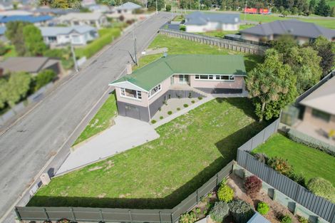 Photo of property in 6 Oban Street, Holmes Hill, Oamaru, 9401
