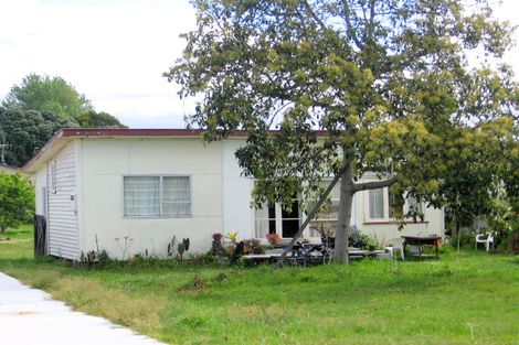 Photo of property in 15 Roretana Drive, Athenree, Katikati, 3177