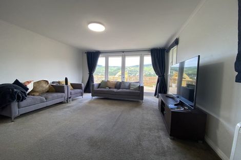 Photo of property in 16 Duncan Street, Tawa, Wellington, 5028