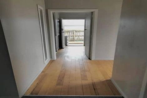 Photo of property in 39 Garelja Road, Henderson, Auckland, 0612