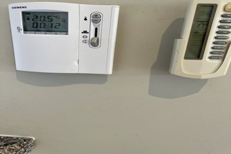 Photo of property in 14 Binda Place, Botany Downs, Auckland, 2010