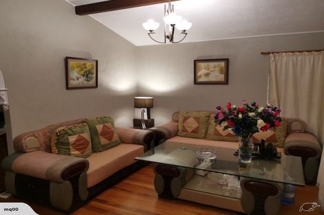 Photo of property in 320 Bucklands Beach Road, Bucklands Beach, Auckland, 2012