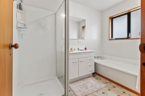 Photo of property in 121a Hawford Road, Opawa, Christchurch, 8023