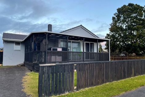 Photo of property in 21 Hamilton Drive, Waiuku, 2123