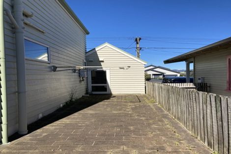 Photo of property in 60a Freyberg Street, Lyall Bay, Wellington, 6022