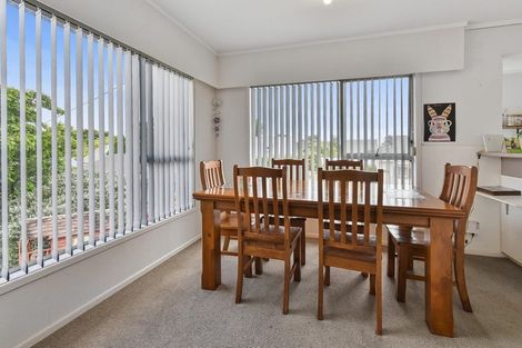 Photo of property in 6 Mcinnes Road, Weymouth, Auckland, 2103
