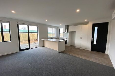 Photo of property in 2/14 Mitcham Avenue, Forest Lake, Hamilton, 3200