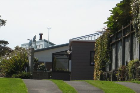 Photo of property in 5b Ash Place, Whalers Gate, New Plymouth, 4310