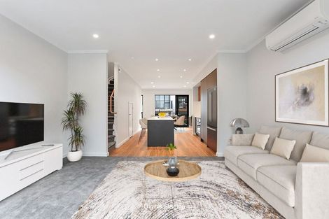 Photo of property in 4/35 Marine Parade, Hobsonville, Auckland, 0616