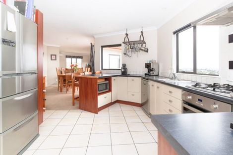 Photo of property in 46 Monte Cassino Place, Birkdale, Auckland, 0626
