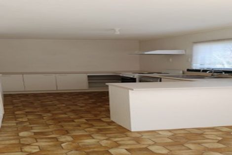 Photo of property in 526 Whangaparaoa Road, Stanmore Bay, Whangaparaoa, 0932