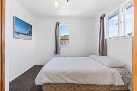 Photo of property in 611 Beach Road, Whangamata, 3620