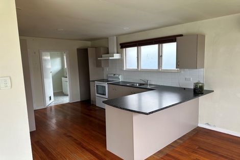 Photo of property in 90 Frensham Crescent, Woolston, Christchurch, 8062