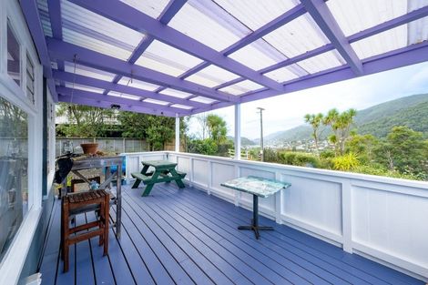 Photo of property in 25 Dorset Street, Picton, 7220