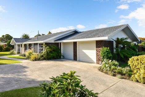 Photo of property in 11 Glen Lynne Avenue, Queenwood, Hamilton, 3210