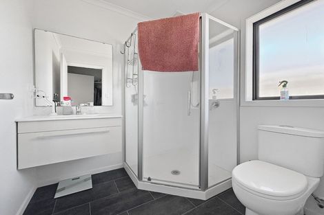 Photo of property in 25 Waikai Close, Ruakura, Hamilton, 3214