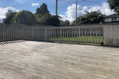 Photo of property in 4 Vanguard Road, Kelston, Auckland, 0602