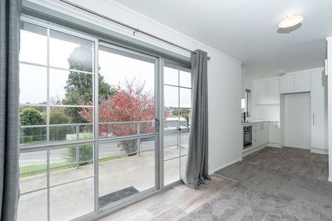 Photo of property in 1/1243 Victoria Street, Whitiora, Hamilton, 3200