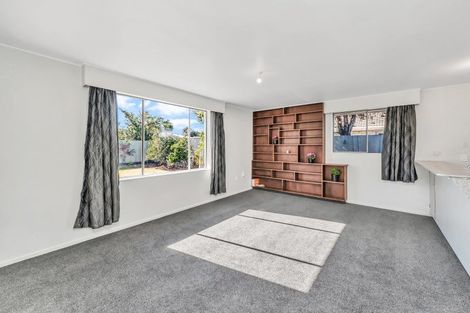 Photo of property in 8 Coates Place, Rangiora, 7400