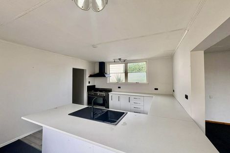 Photo of property in 93 Wilson Street, Hawera, 4610