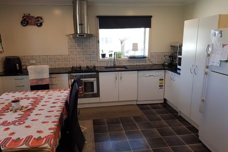 Photo of property in 9 Pembroke Street, Avondale, Christchurch, 8061