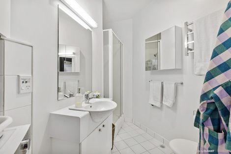 Photo of property in Terrace Tower Apartments, 7a/126 The Terrace, Wellington Central, Wellington, 6011