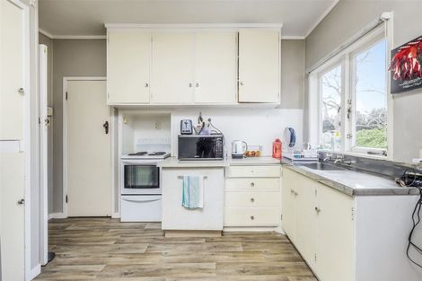 Photo of property in 18a Grove Road, Papakura, 2110