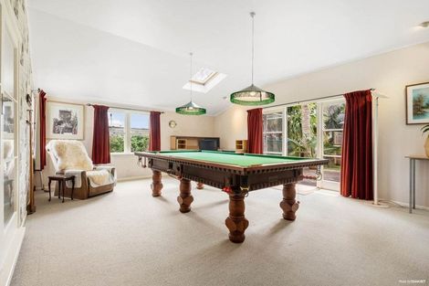 Photo of property in 18 Triangle Road, Massey, Auckland, 0614