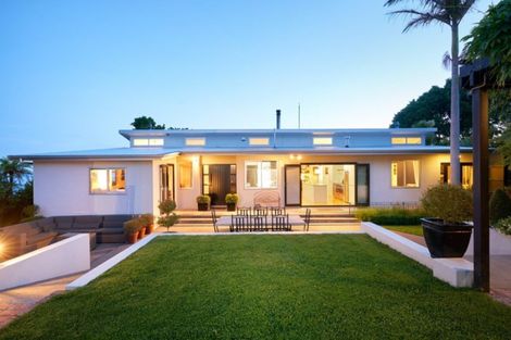 Photo of property in 3 Cameron Terrace, Bluff Hill, Napier, 4110