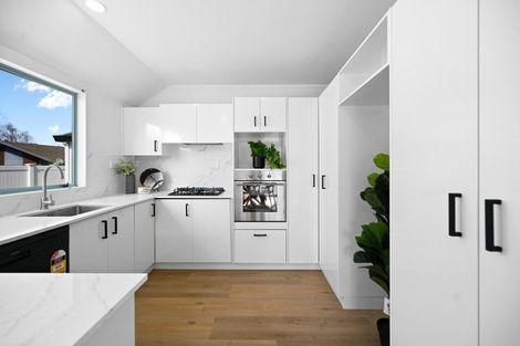 Photo of property in 10a Ashley Street, St Andrews, Hamilton, 3200