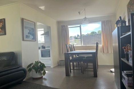 Photo of property in 12 Redwing Street, Browns Bay, Auckland, 0630