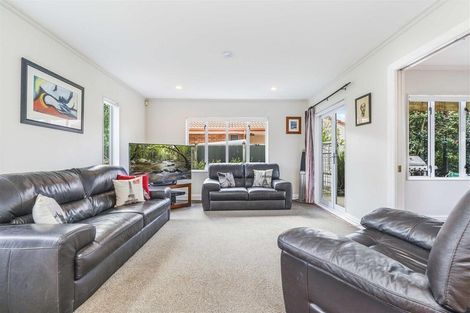 Photo of property in 51 Nielsen Gardens, Rototuna, Hamilton, 3210