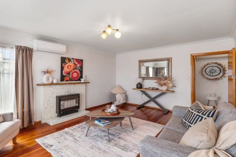 Photo of property in 6 Chester Street, Levin, 5510