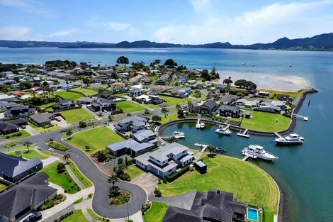 Photo of property in 5 Lanyard Place, One Tree Point, 0118