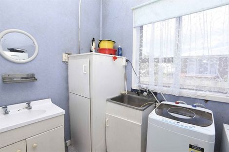 Photo of property in 37 Regent Street, Newfield, Invercargill, 9812