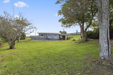 Photo of property in 1619 Kaipara Coast Highway, Kaukapakapa, 0984