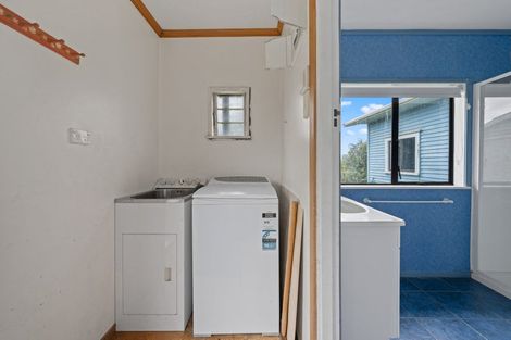 Photo of property in 8-10 Kelly Street, Baylys Beach, Dargaville, 0377