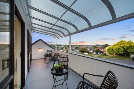 Photo of property in 5/7 Eske Place, Highland Park, Auckland, 2010
