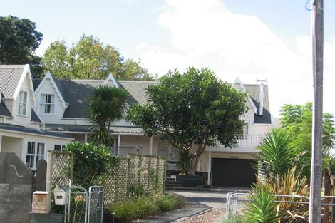 Photo of property in 45a Beaubank Road, Kelston, Auckland, 0602